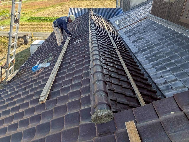 加西市　雨漏りの原因のひとつの棟部分